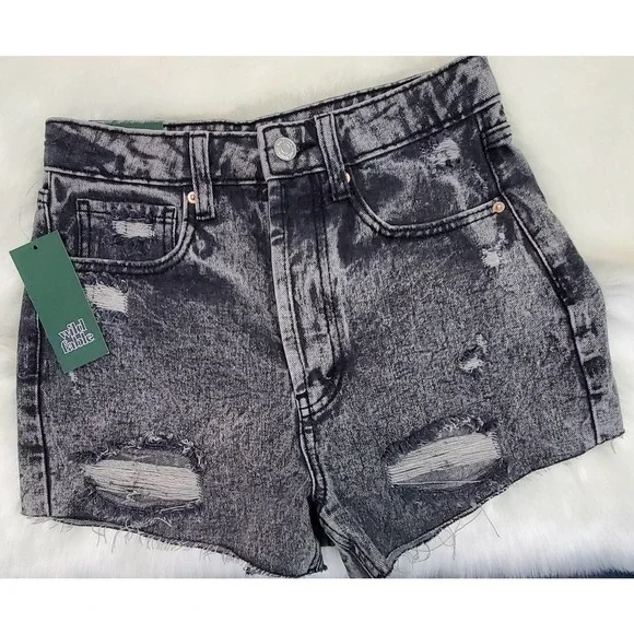 Wild Fabel Women's Super -High Rise Jeans Short Bundle !!! (NWT) - Picture 5 of 16